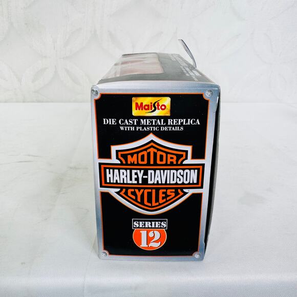 Maisto Harley Davidson DieCast 1:18 Series 12 - 2001 FXDL‎ Dyna Low Rider - Picture 7 of 8